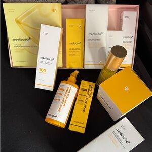 Medicube Kojic Acid Turmeric Set includes 9 pieces! New Never opened